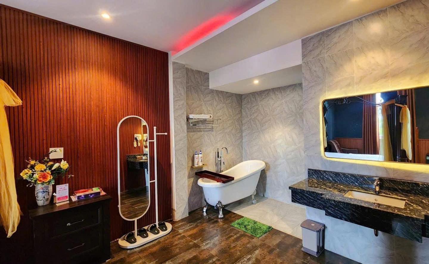 Khach San Nha Minh Hotel Cai Rang Ngoại thất bức ảnh